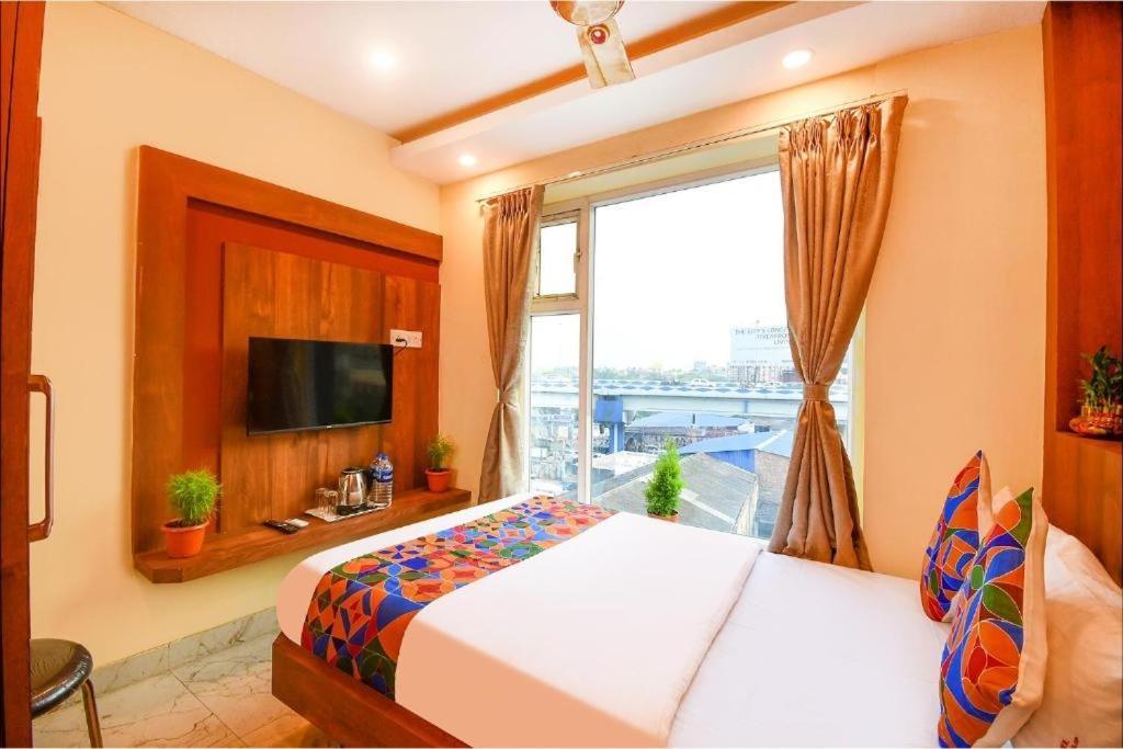 כלכותה Hotel Aqua Tulip מראה חיצוני תמונה