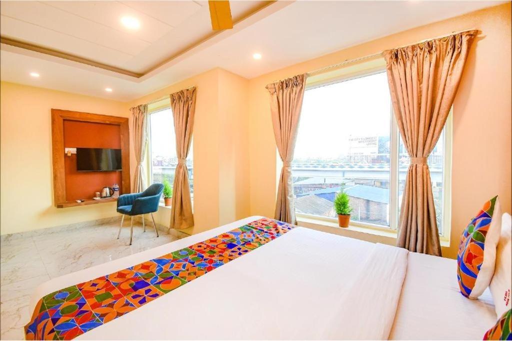 כלכותה Hotel Aqua Tulip מראה חיצוני תמונה