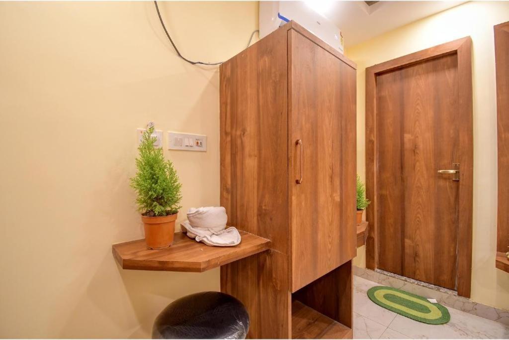 כלכותה Hotel Aqua Tulip מראה חיצוני תמונה