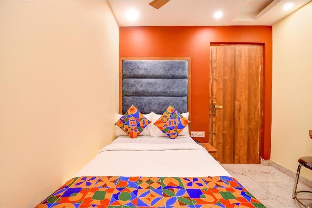 כלכותה Hotel Aqua Tulip מראה חיצוני תמונה
